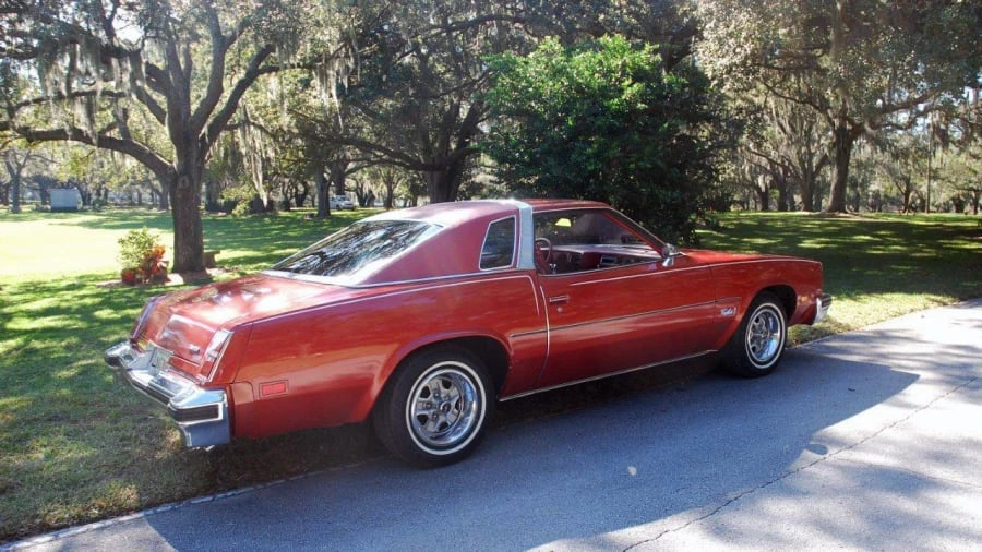 1977 Oldsmobile Cutlass 4th Gen - Image 11 of 12