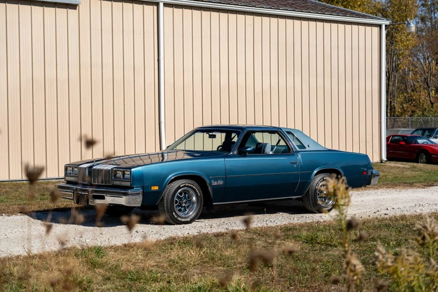 1977 Oldsmobile Cutlass 4th Gen - Image 11 of 31