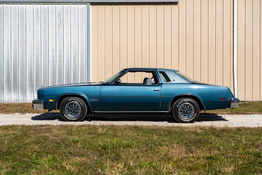 1977 Oldsmobile Cutlass 4th Gen - Image 2 of 31