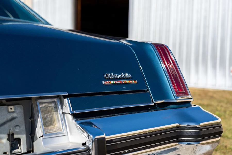 1977 Oldsmobile Cutlass 4th Gen - Image 10 of 31