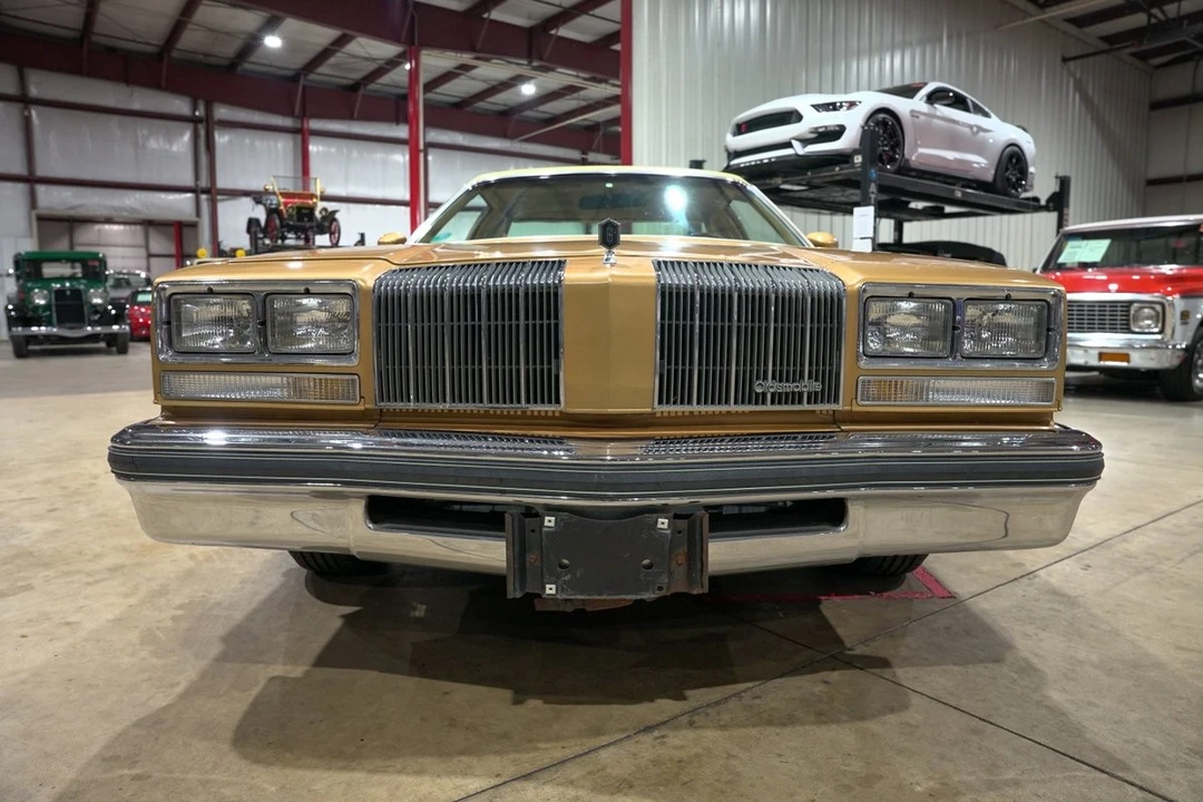 1977 Oldsmobile Cutlass Supreme - Image 13 of 21