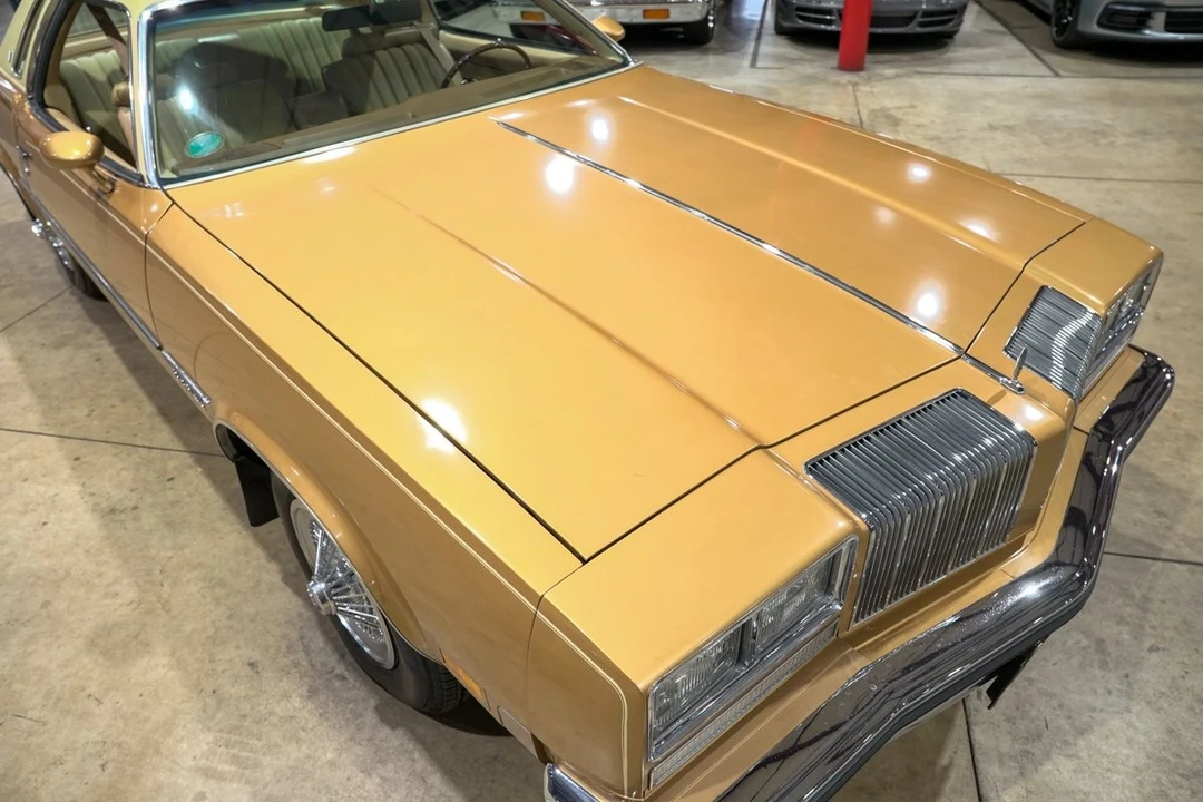 1977 Oldsmobile Cutlass Supreme - Image 18 of 21