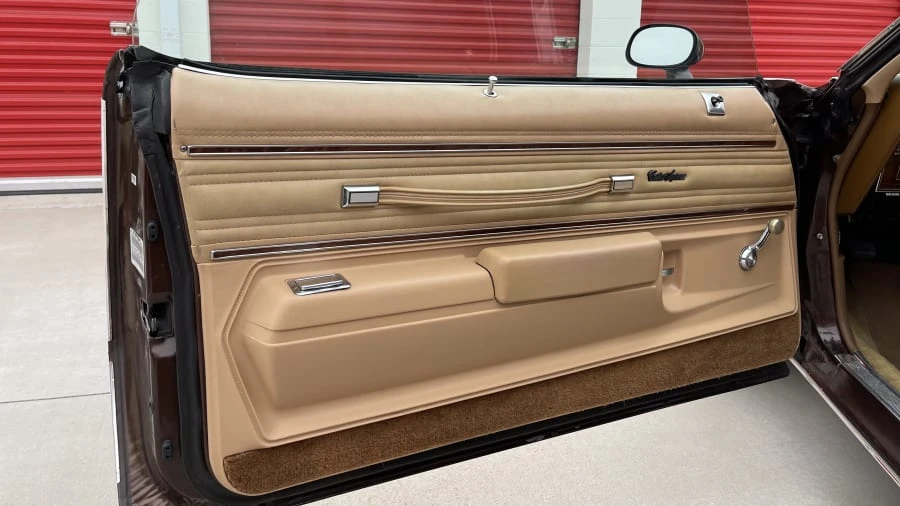 1977 Oldsmobile Cutlass Supreme - Image 3 of 12