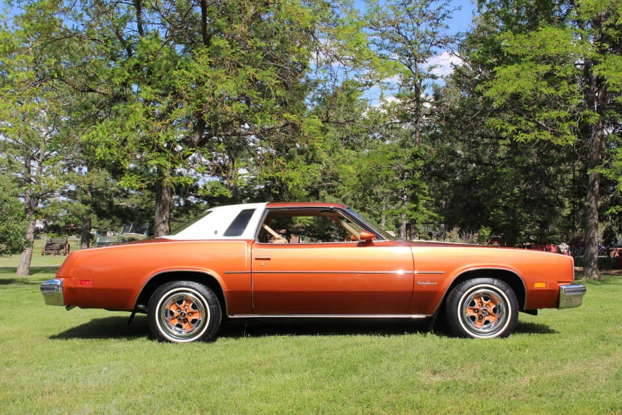 1977 Oldsmobile Cutlass Supreme - Image 2 of 9