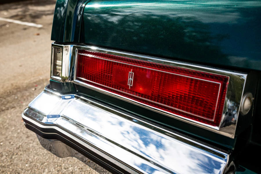 1977 Oldsmobile 88 - Image 4 of 12