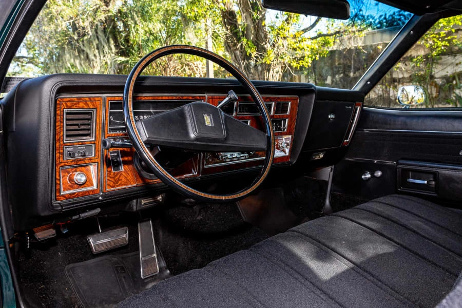 1977 Oldsmobile 88 - Image 3 of 12