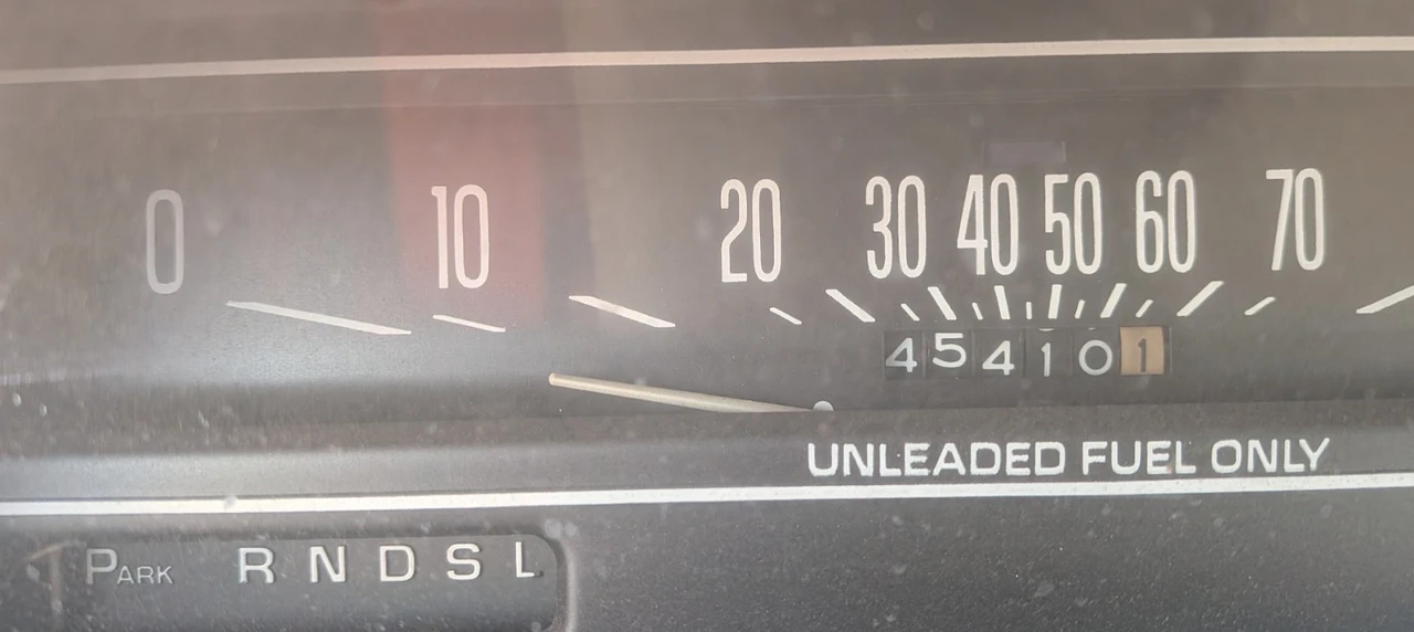1977 Oldsmobile 98 - Image 25 of 26