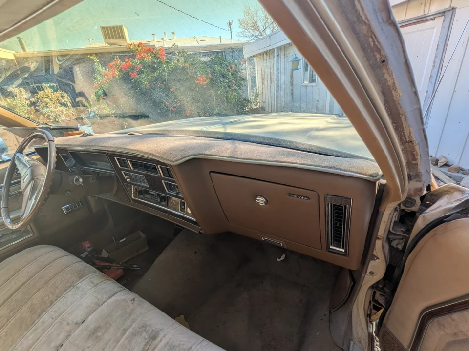 1977 Oldsmobile 98 - Image 17 of 26