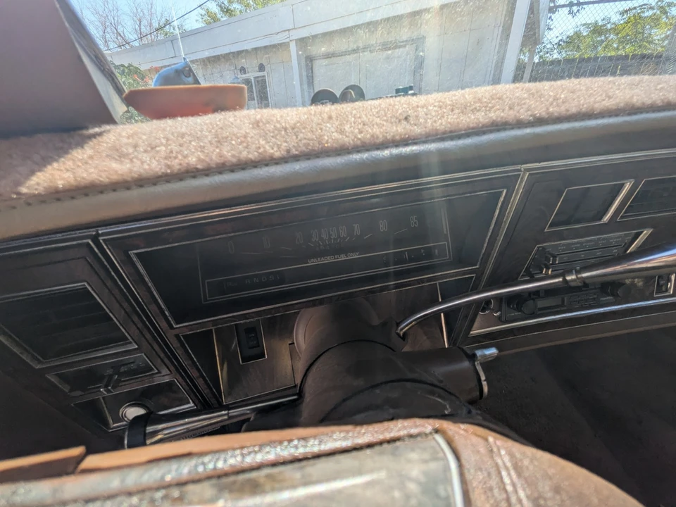 1977 Oldsmobile 98 - Image 14 of 26