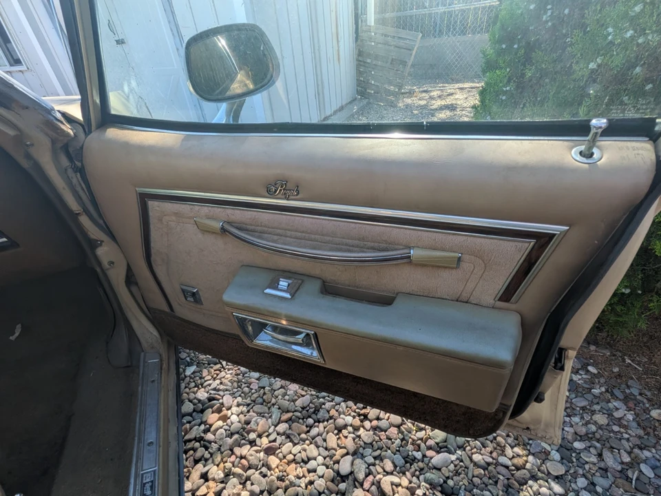 1977 Oldsmobile 98 - Image 16 of 26