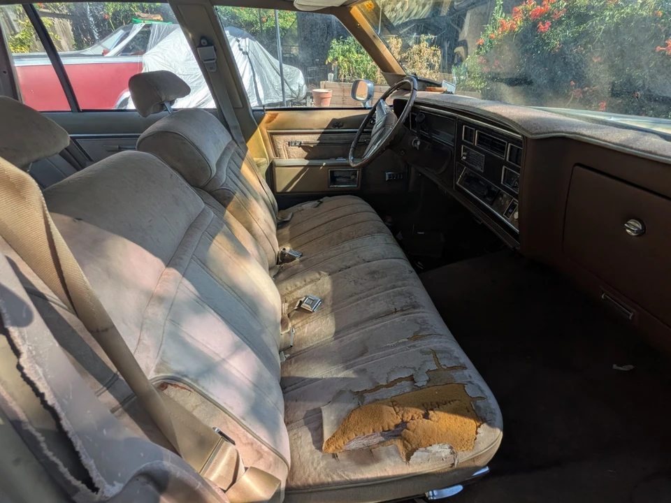 1977 Oldsmobile 98 - Image 18 of 26