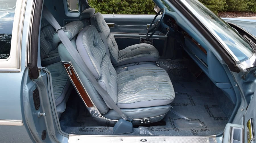 1977 Oldsmobile Toronado - Image 4 of 12