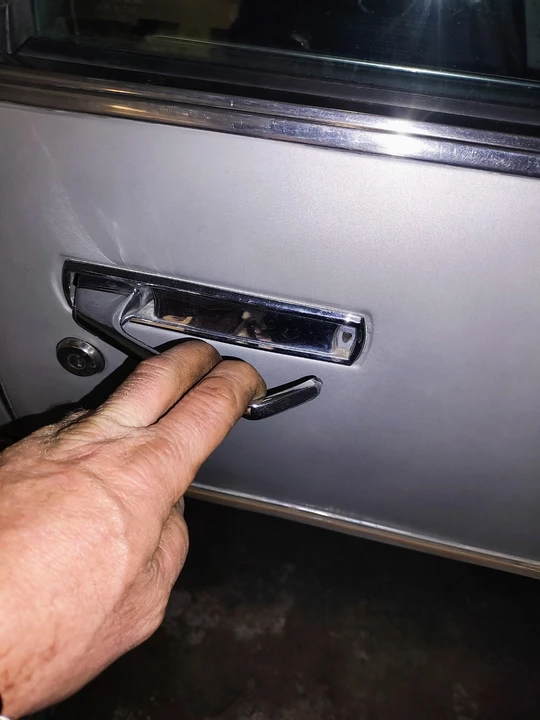 1977 Oldsmobile Toronado - Image 11 of 21