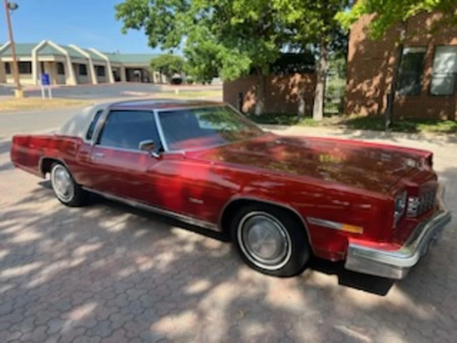 1977 Oldsmobile Toronado - Image 4 of 14