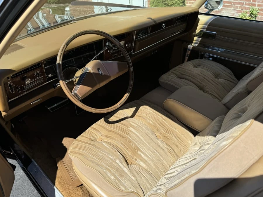 1977 Oldsmobile Toronado - Image 5 of 10
