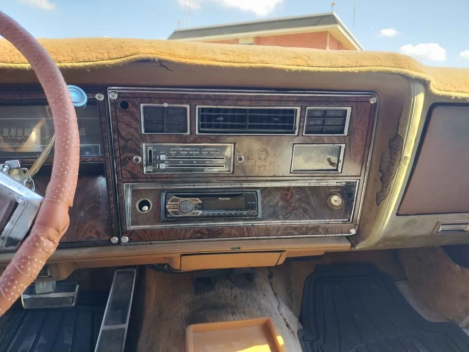 1977 Oldsmobile 88 - Image 15 of 18