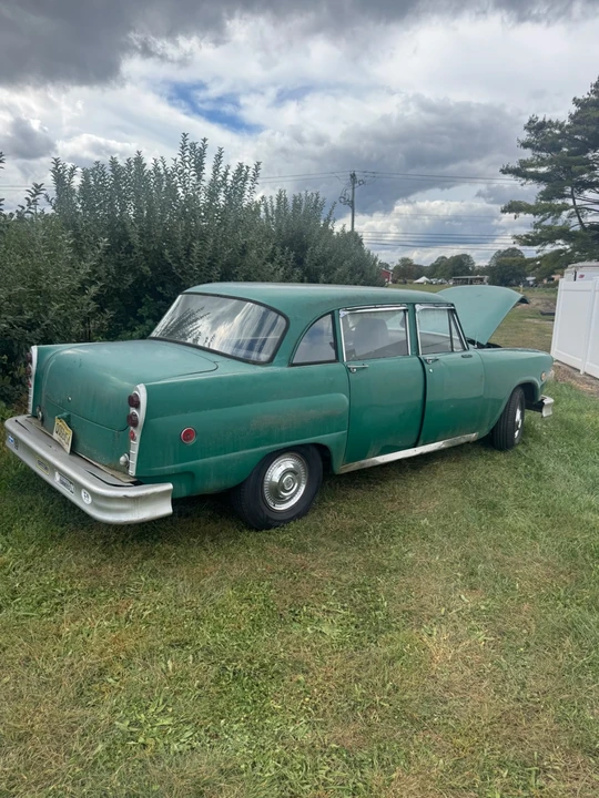 1977 Checker - Image 3 of 17