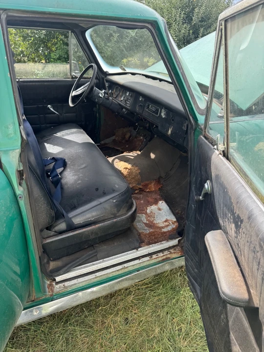 1977 Checker - Image 9 of 17