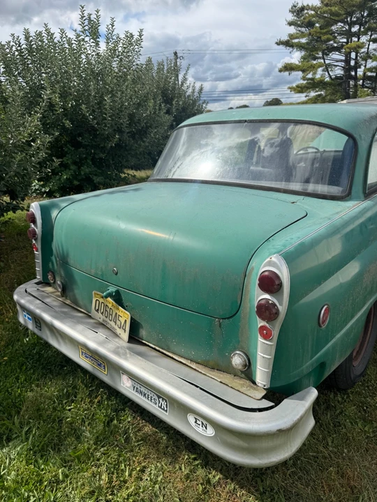 1977 Checker - Image 8 of 17