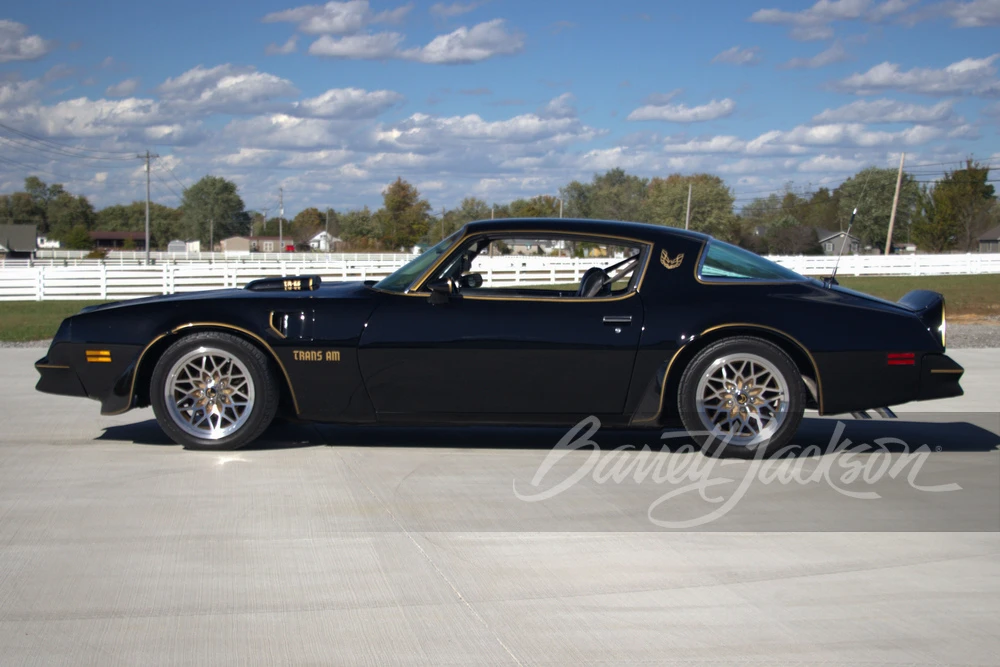 1977 Pontiac Firebird Trans Am 2nd Gen - Image 27 of 31