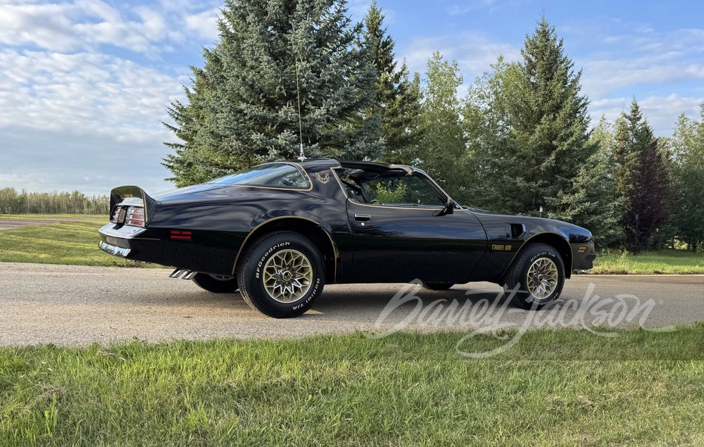 1977 Pontiac Firebird Trans Am 2nd Gen - Image 27 of 28