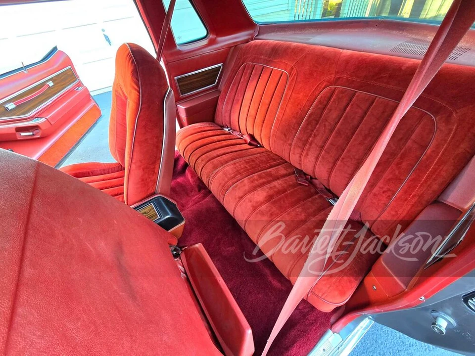 1977 Pontiac Grand Prix 3rd+ Gen - Image 6 of 11