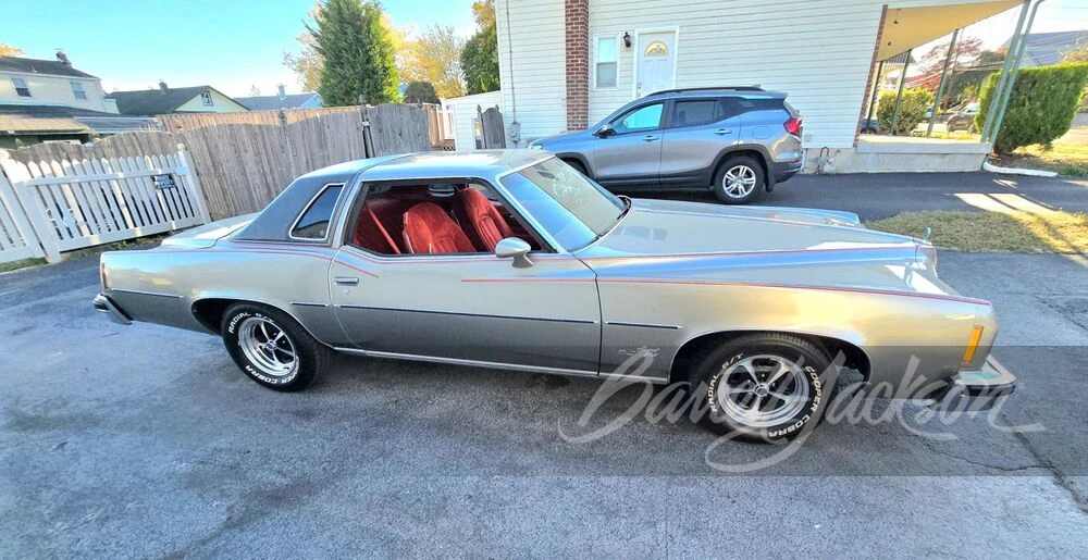 1977 Pontiac Grand Prix 3rd+ Gen - Image 2 of 11