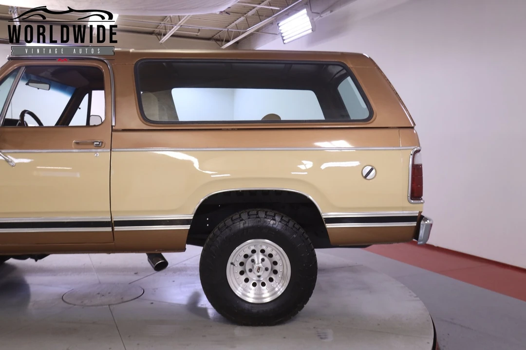 1977 Plymouth Trail Duster - Image 10 of 12