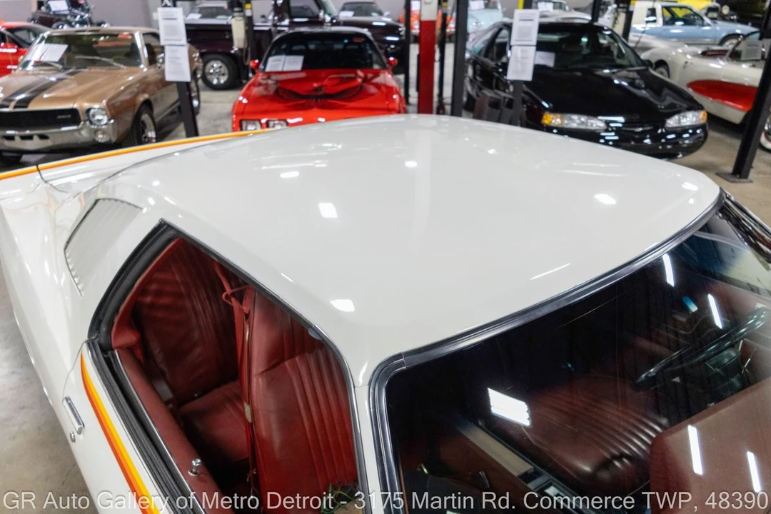 1977 Pontiac Firebird - Image 14 of 31
