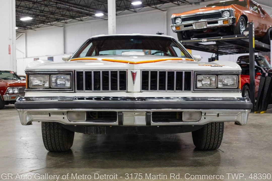 1977 Pontiac Firebird - Image 12 of 31