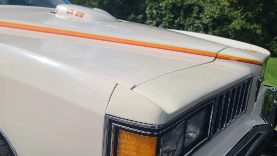 1977 Pontiac LeMans 4th+ Gen - Image 4 of 31