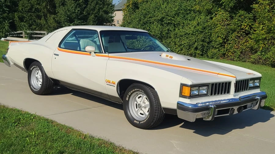 1977 Pontiac LeMans 4th+ Gen - Image 12 of 31
