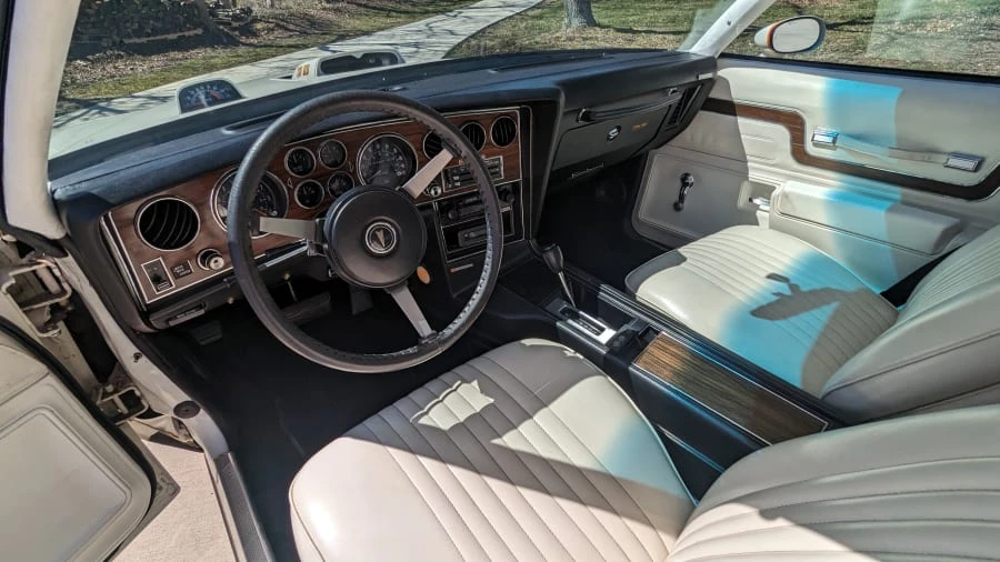 1977 Pontiac LeMans 4th+ Gen - Image 25 of 31