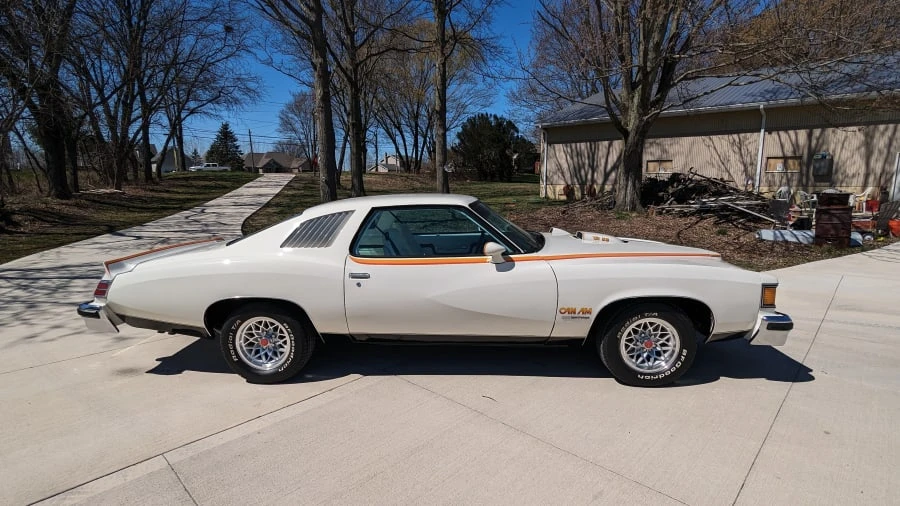 1977 Pontiac LeMans 4th+ Gen - Image 2 of 31