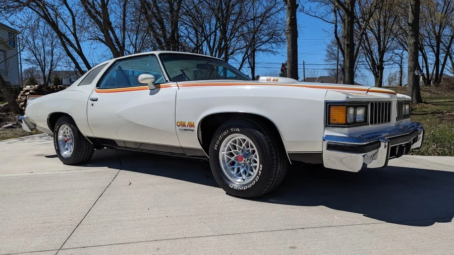1977 Pontiac LeMans 4th+ Gen - Image 16 of 31