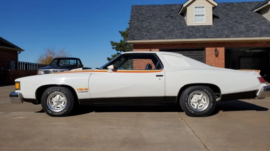 1977 Pontiac LeMans 4th+ Gen - Image 2 of 8