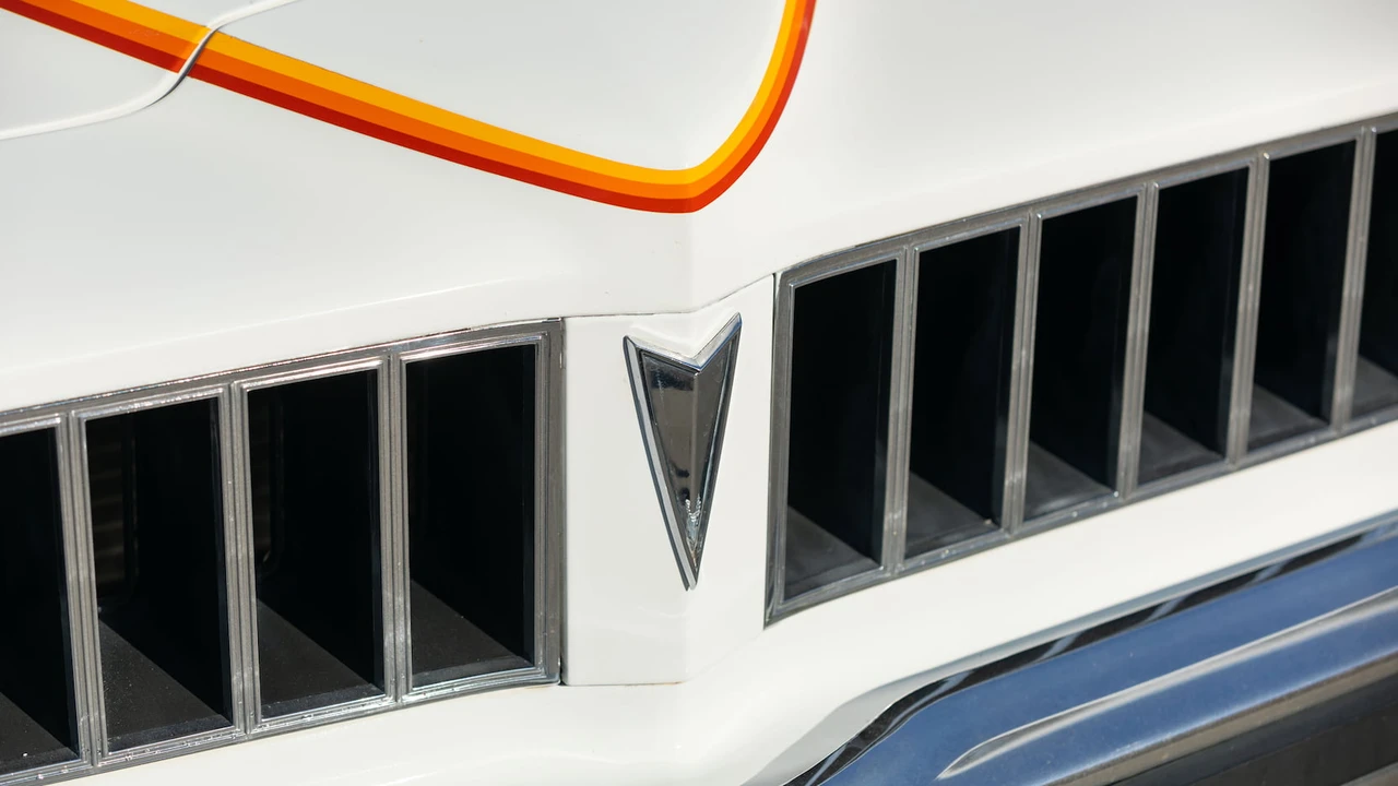 1977 Pontiac LeMans 4th+ Gen - Image 16 of 31