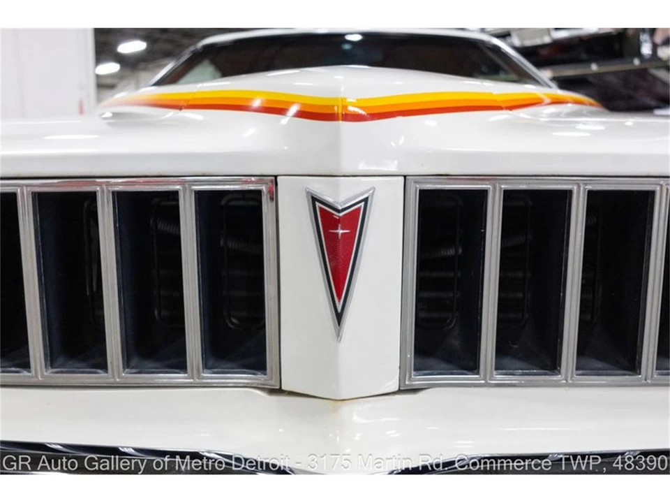 1977 Pontiac Firebird - Image 25 of 31