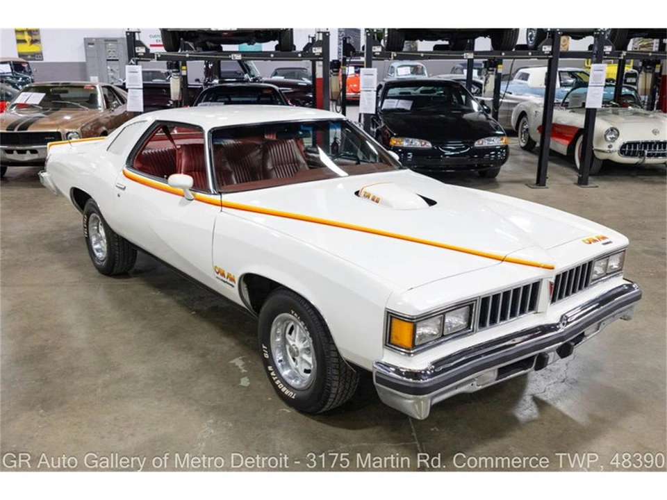 1977 Pontiac Firebird - Image 9 of 31