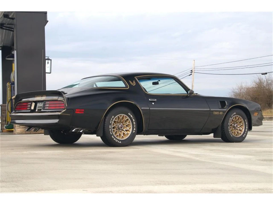 1977 Pontiac Firebird 2nd Gen - Image 7 of 15