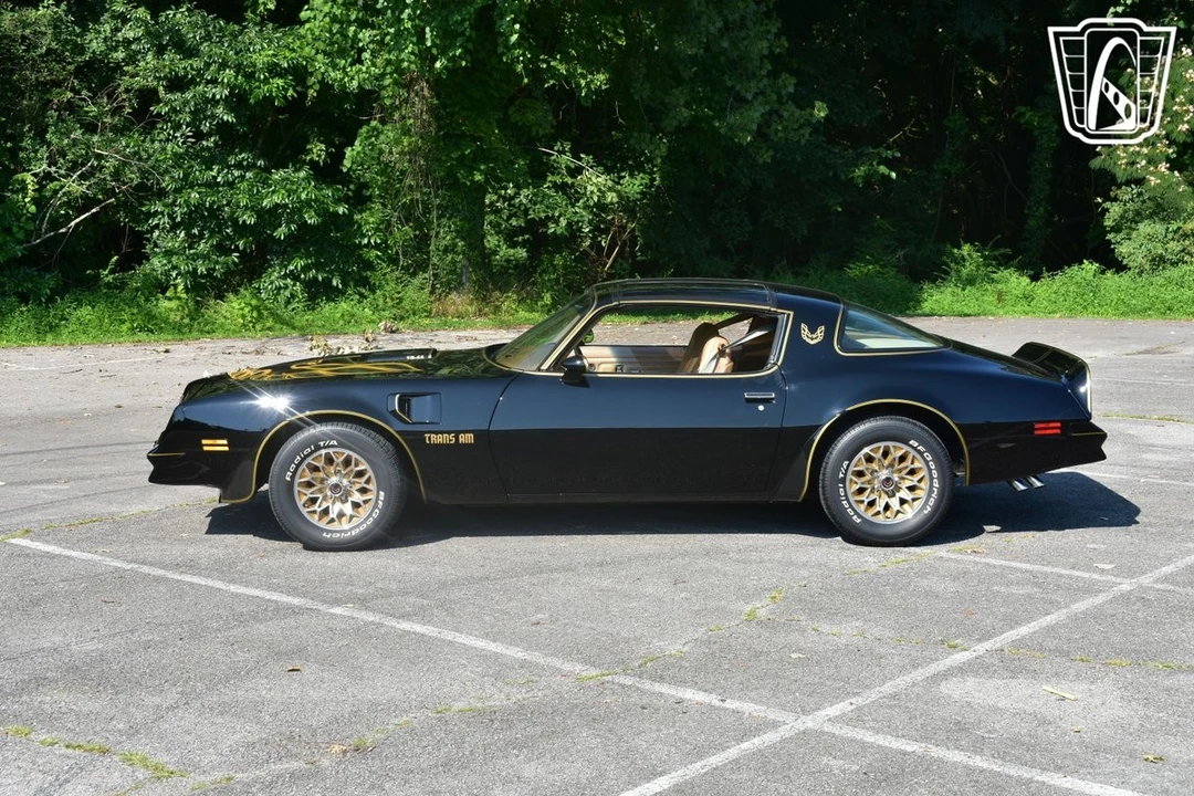 1977 Pontiac Firebird 2nd Gen - Image 7 of 12