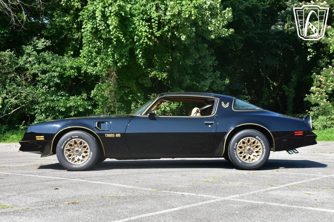 1977 Pontiac Firebird 2nd Gen - Image 9 of 12