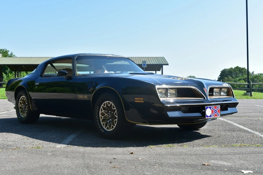 1977 Pontiac Firebird 2nd Gen - Image 7 of 12