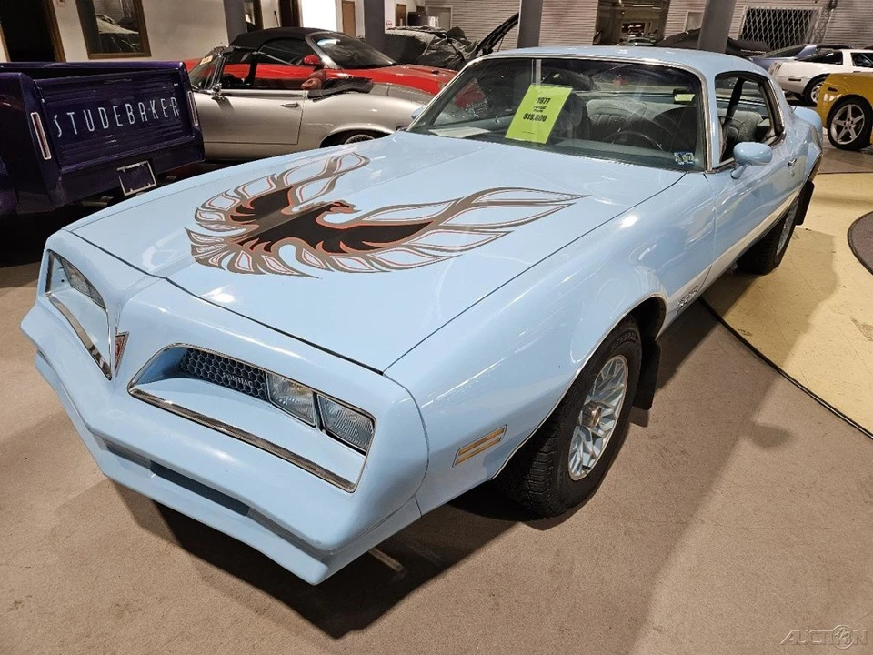1977 Pontiac Firebird 2nd Gen - Image 2 of 6