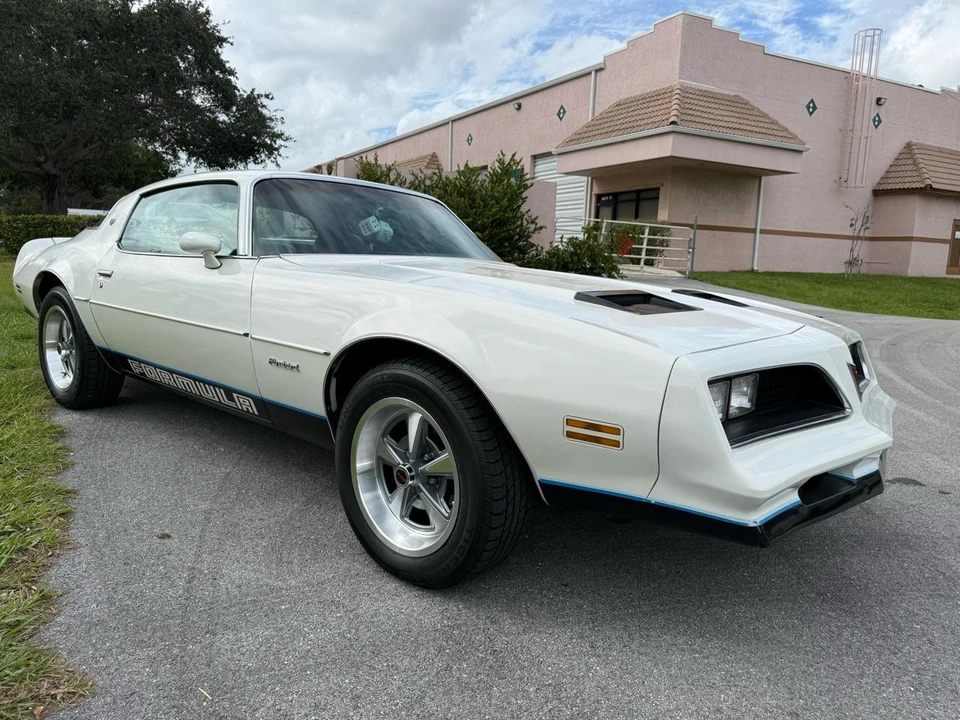 1977 Pontiac Firebird 2nd Gen - Image 7 of 28