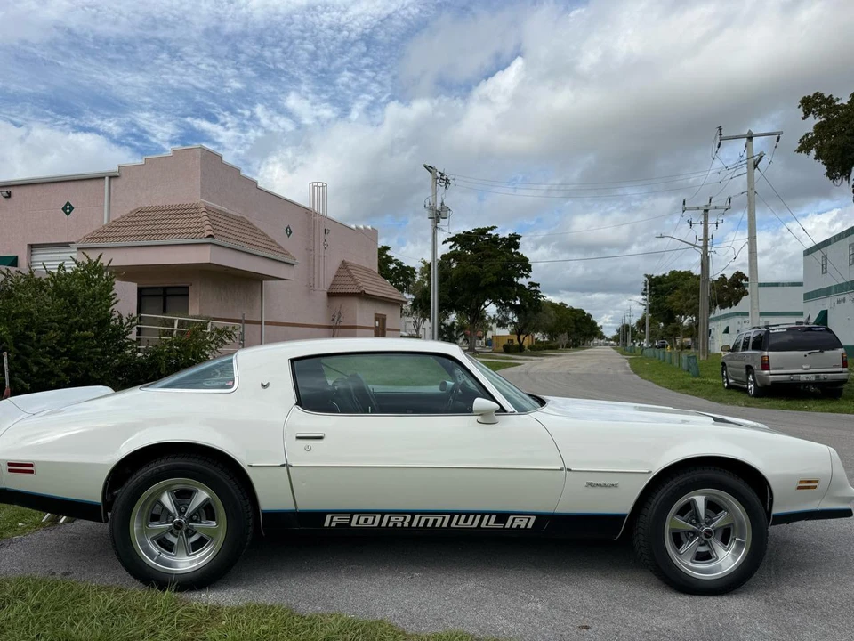 1977 Pontiac Firebird 2nd Gen - Image 6 of 28