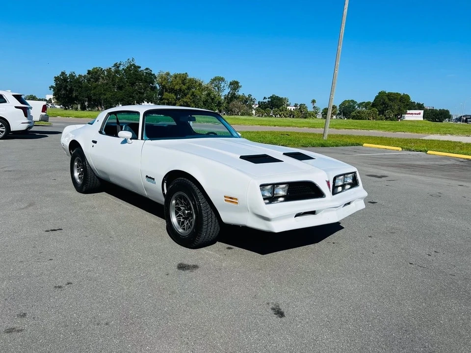 1977 Pontiac Firebird 2nd Gen - Image 8 of 21