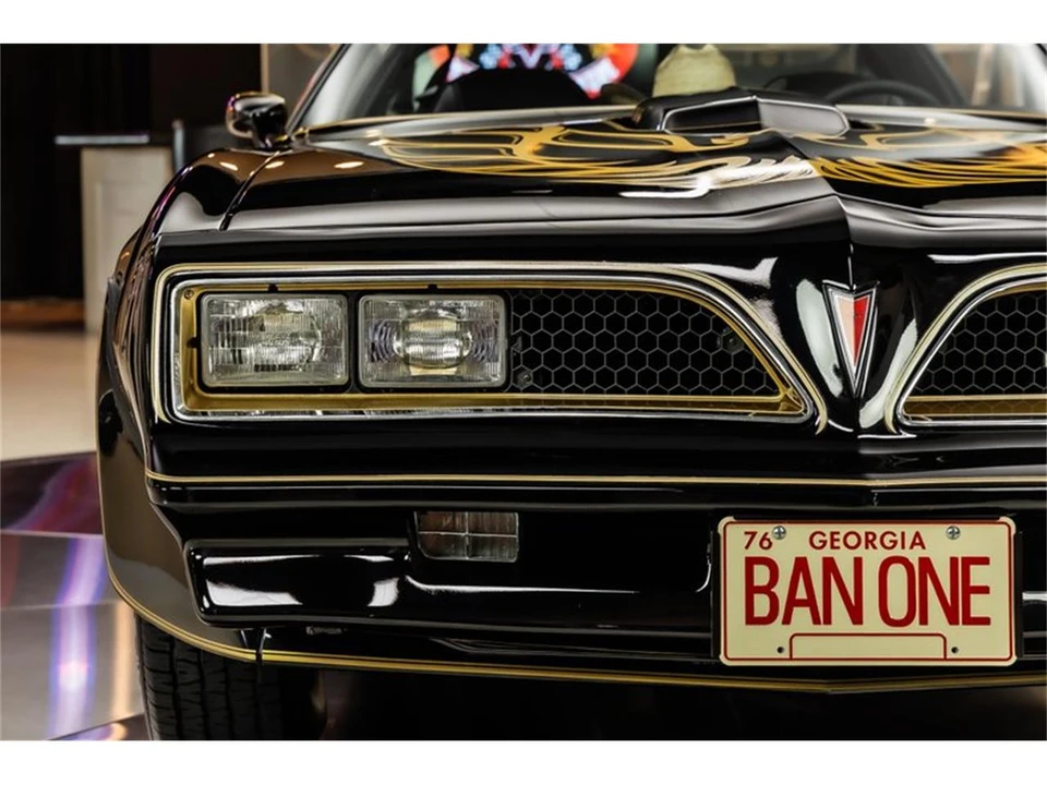 1977 Pontiac Firebird 2nd Gen - Image 21 of 31