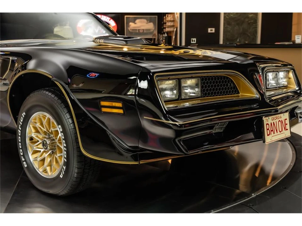 1977 Pontiac Firebird 2nd Gen - Image 22 of 31