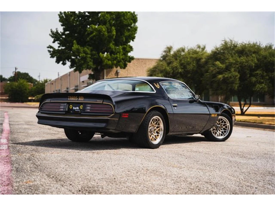 1977 Pontiac Firebird 2nd Gen - Image 21 of 31
